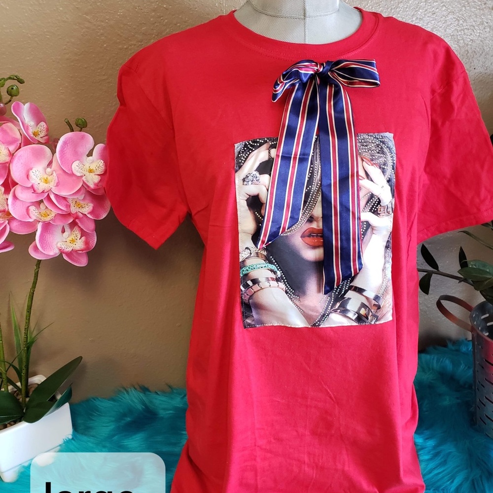 Tops - Picture 7 of 16